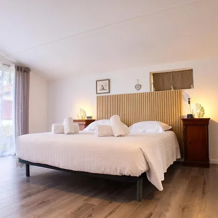 Exceptionnelle Maison Familiale Avec Piscine فيلة Vensac